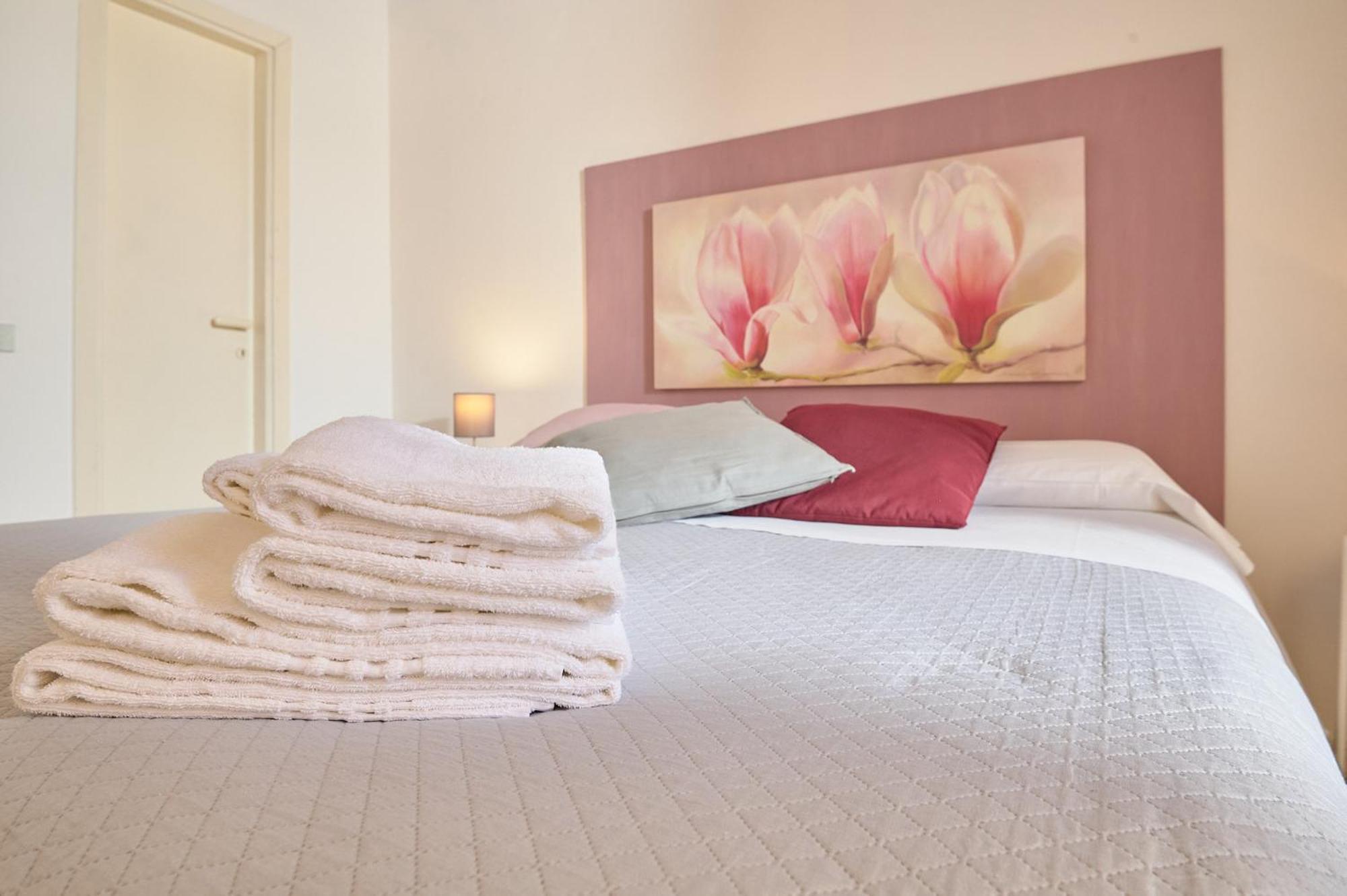Il Chiostro Appartamenti & Suites Suvereto Bagian luar foto