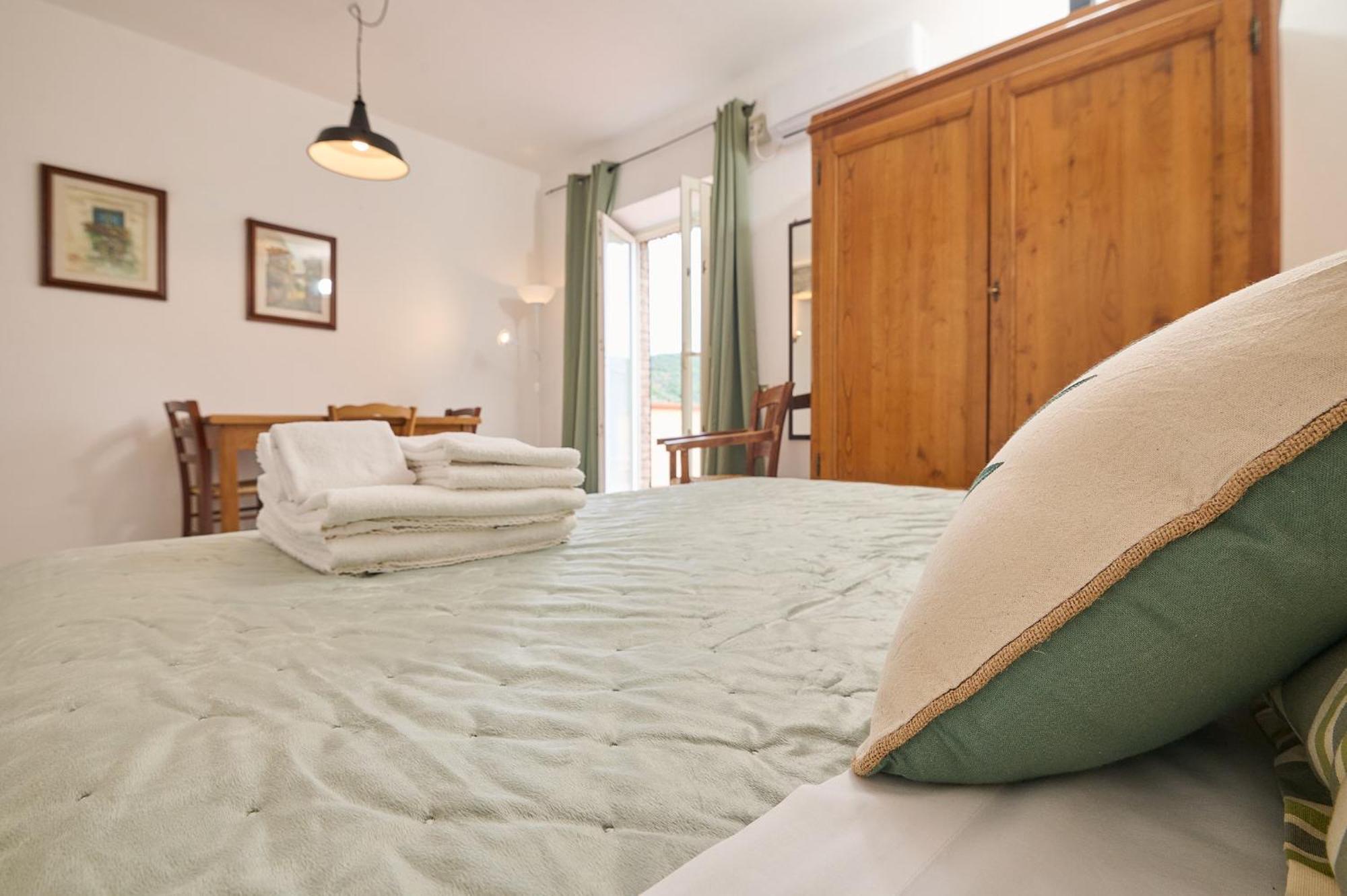 Il Chiostro Appartamenti & Suites Suvereto Bagian luar foto
