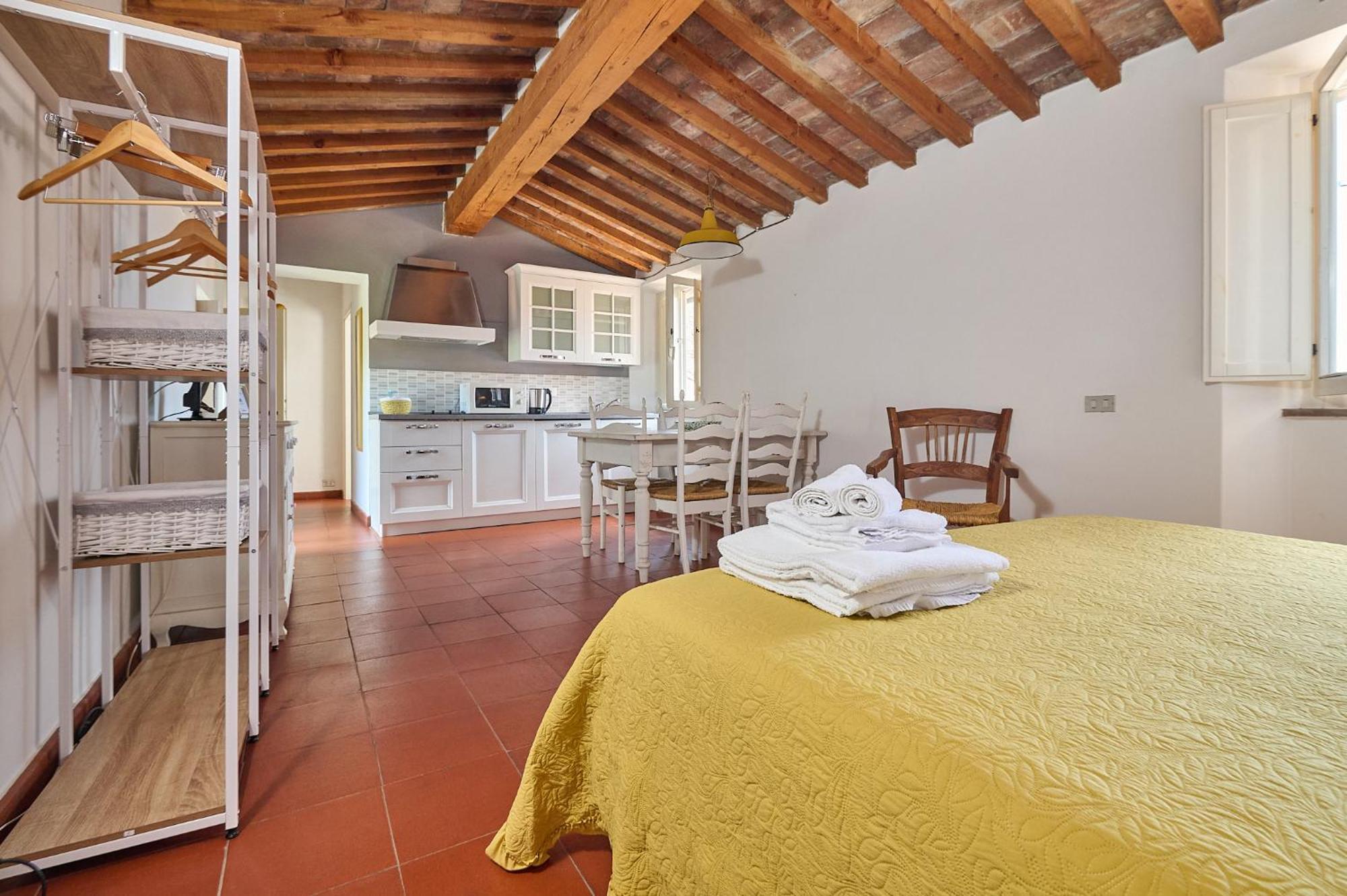 Il Chiostro Appartamenti & Suites Suvereto Bagian luar foto