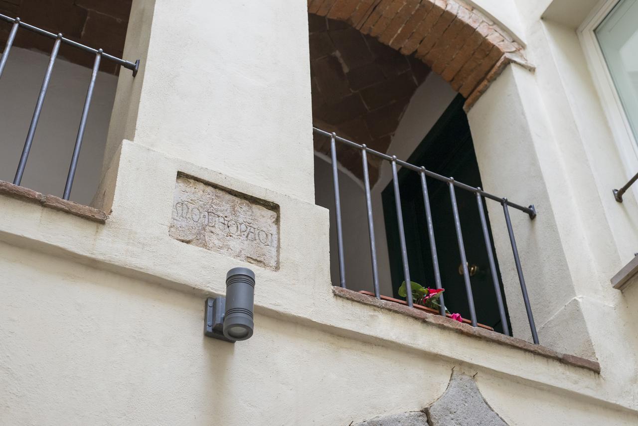 Il Chiostro Appartamenti & Suites Suvereto Bagian luar foto